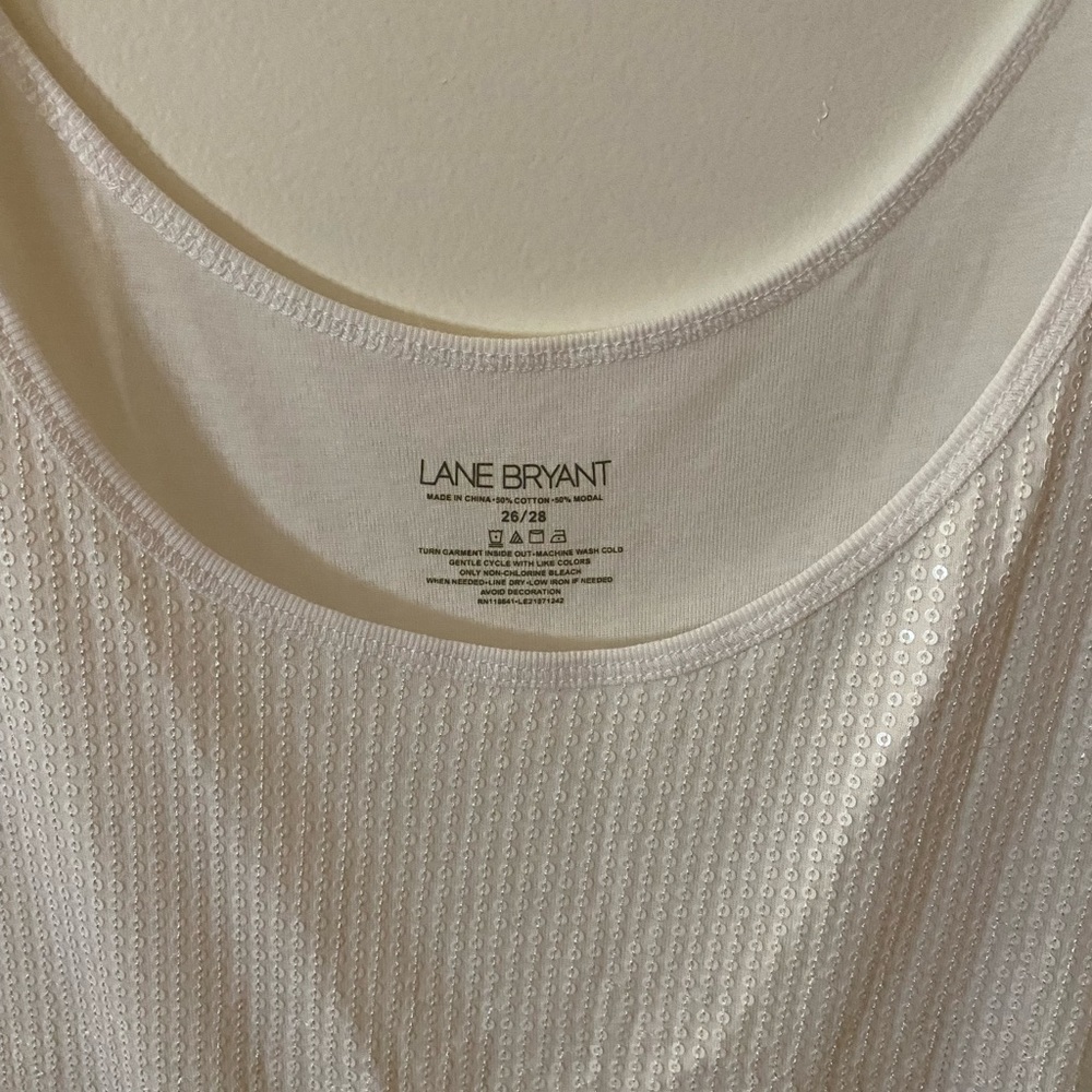 Lane Bryant women’s dressy tank top with sequence size 26,28 white